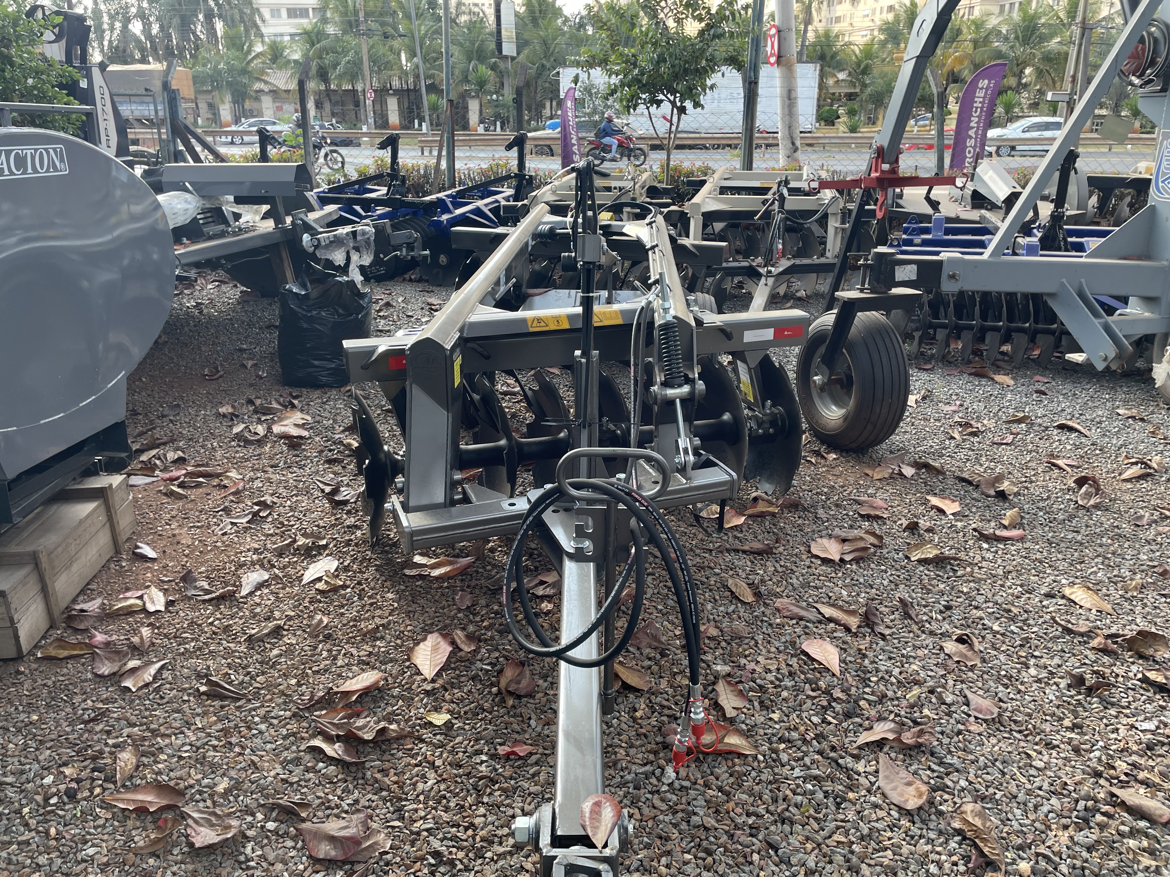 Imagem de Grade Aradora  Intermediaria 16x28